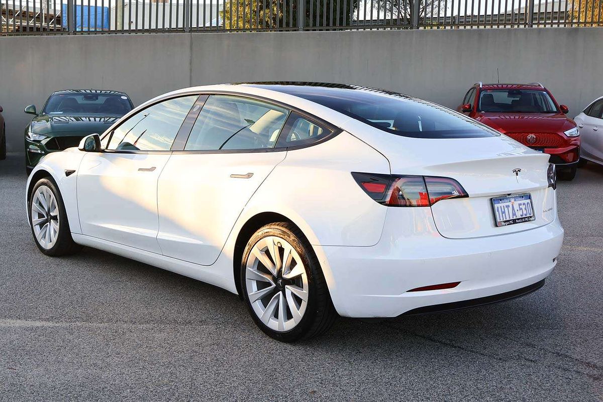 2022 Tesla Model 3 Long Range