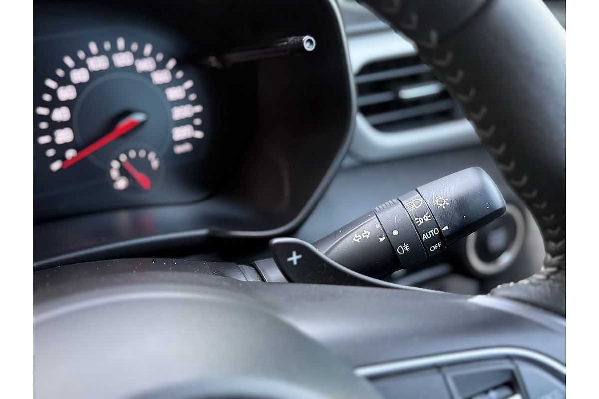 2024 Suzuki Swift Hybrid GLX UZ
