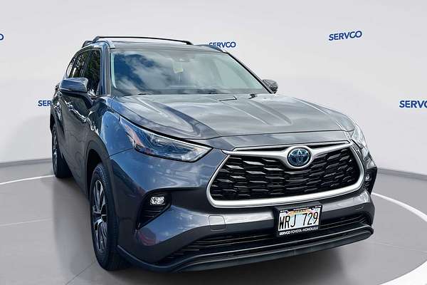 2022 Toyota Highlander Hybrid XLE