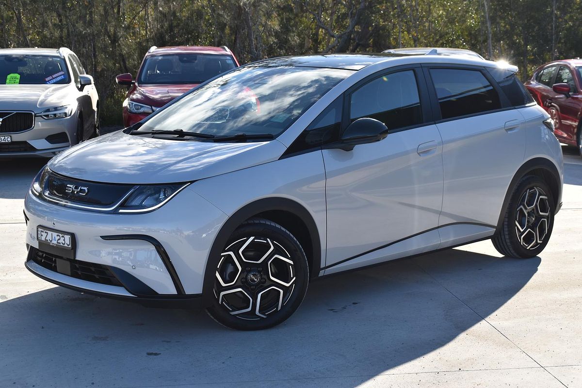 2025 BYD DOLPHIN Premium
