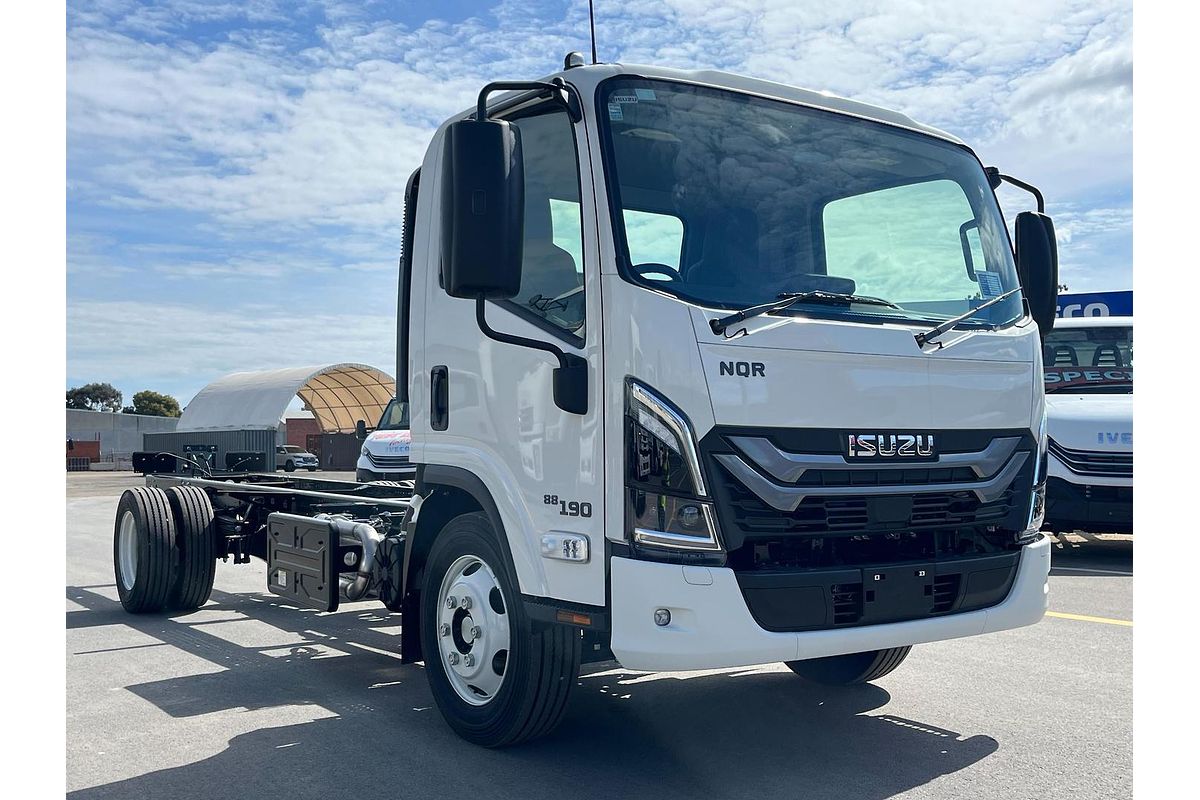 2025 Isuzu Nqr 88-190
