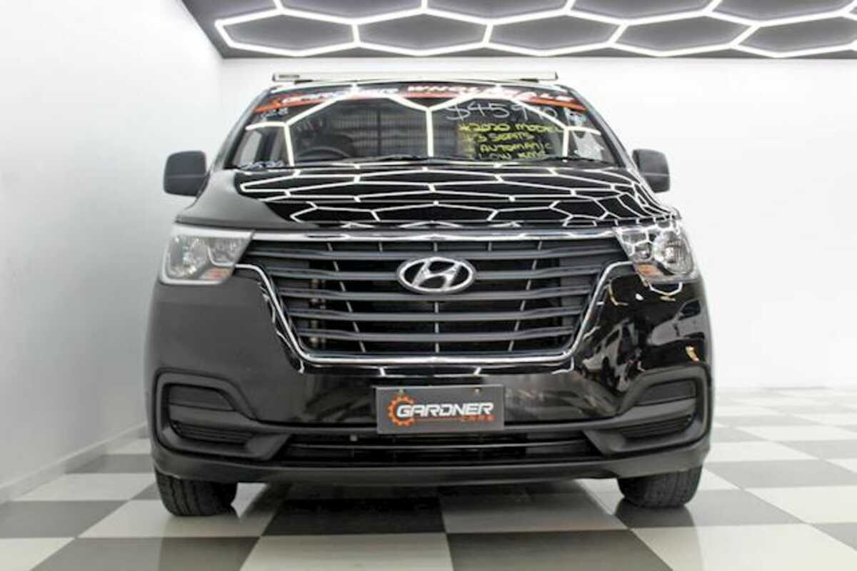 2020 Hyundai iLoad  TQ4