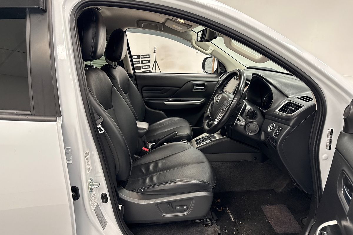 2022 Mitsubishi Triton GSR MR 4X4