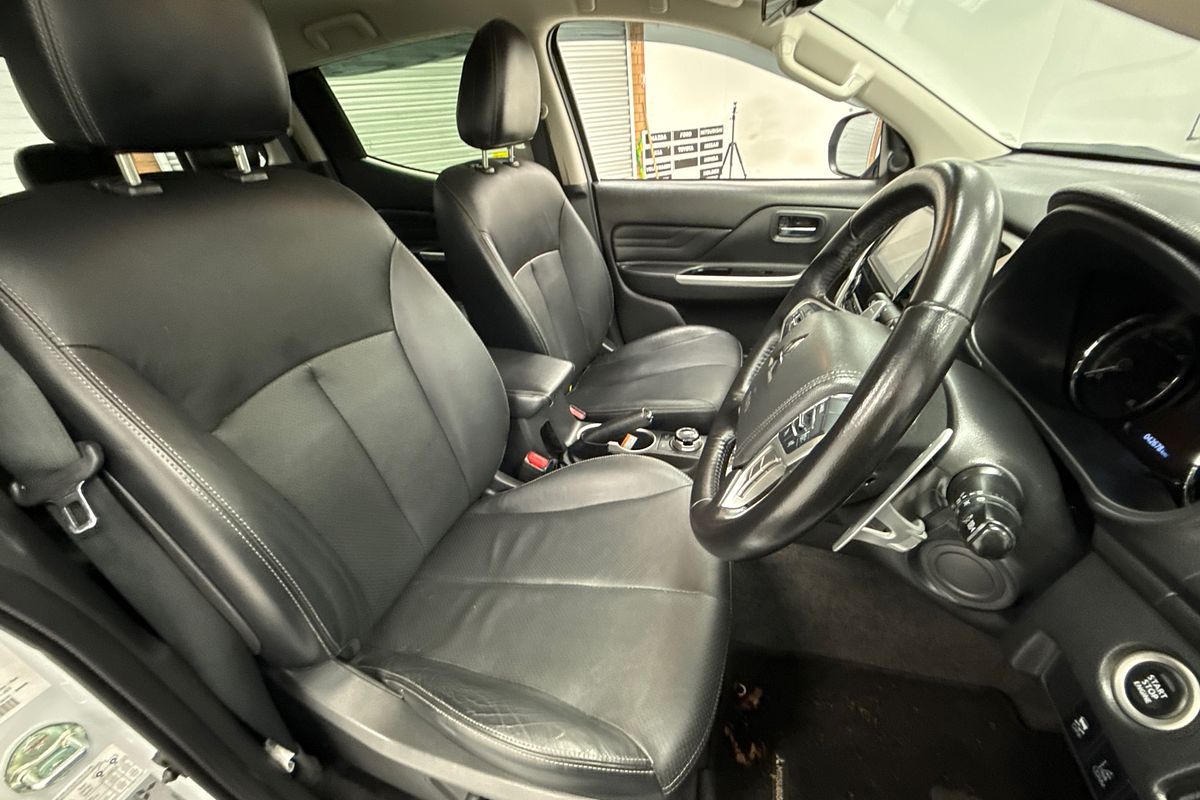 2022 Mitsubishi Triton GSR MR 4X4