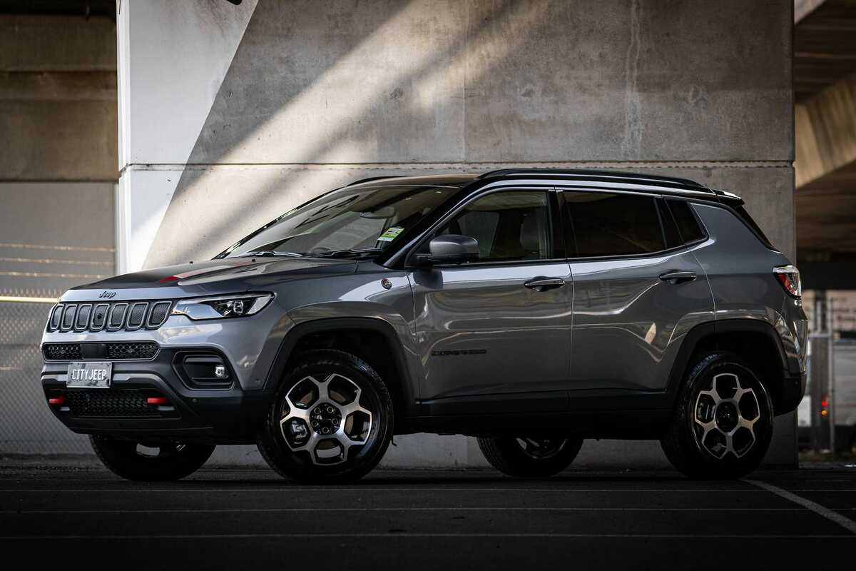 2023 Jeep Compass Trailhawk M6