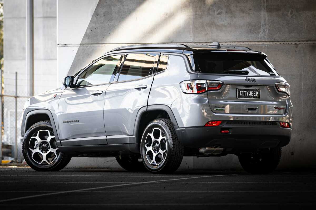 2023 Jeep Compass Trailhawk M6