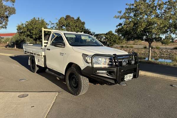 2017 Toyota Hilux SR (4x4) GUN126R MY17 4X4