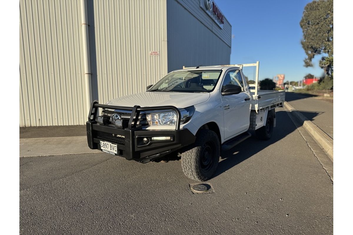 2017 Toyota Hilux SR (4x4) GUN126R MY17 4X4