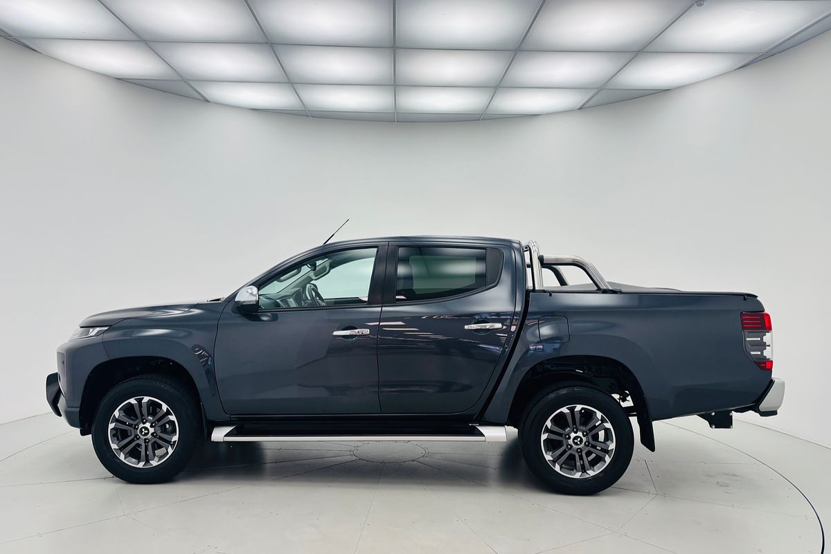 2022 Mitsubishi MR Triton GLS 2.4L D 6M/T 4X4 DC PU