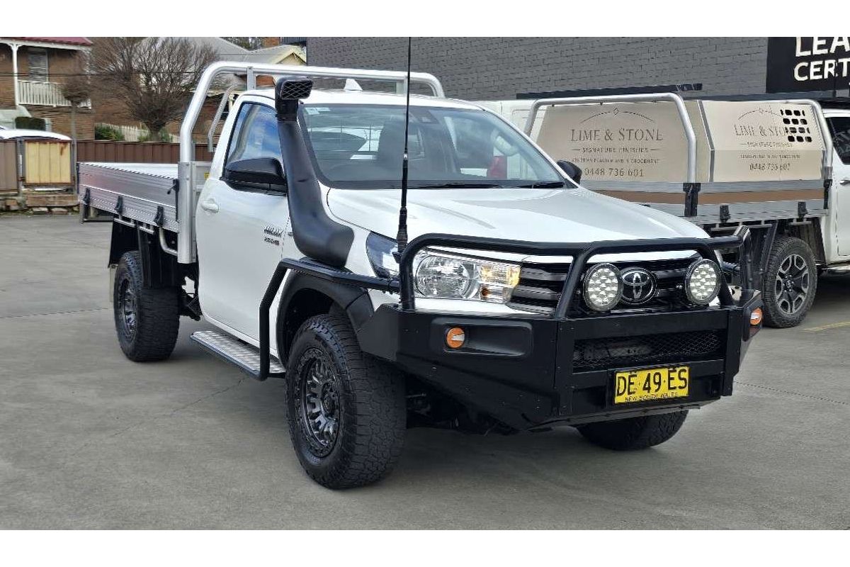 2023 Toyota Hilux SR GUN126R