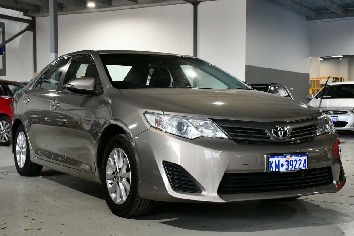 SOLD 2013 Toyota Camry Altise in Gold Used Sedan Victoria Park WA