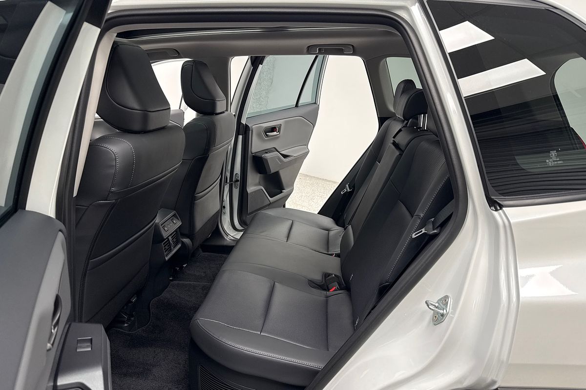 2026 Toyota RAV4 Cruiser AXAL64R