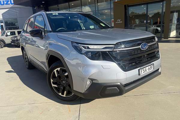 2025 Subaru Forester Touring S6
