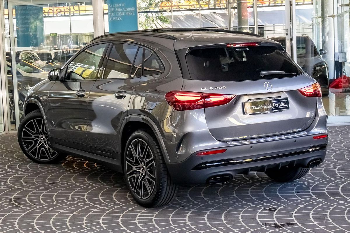 H247 806+056MY GLA200 Special Ed WAG DUAL 7sp
