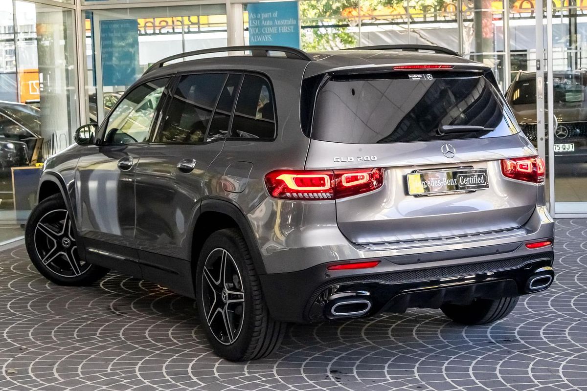 X247 802MY GLB200 Wagon 7st 5d r DCT 7sp 1.3T