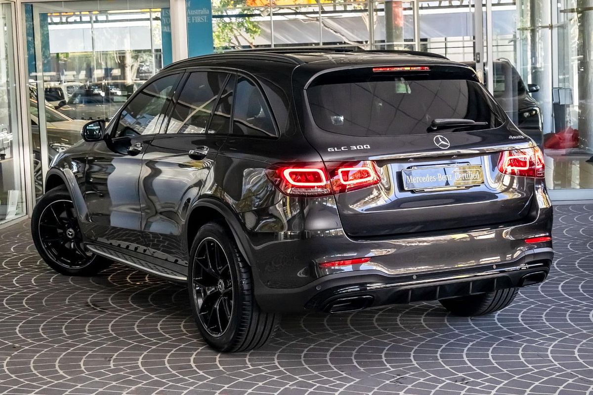 X253 802MY GLC300 WAG 5dr 9G 9 sp 2.0T