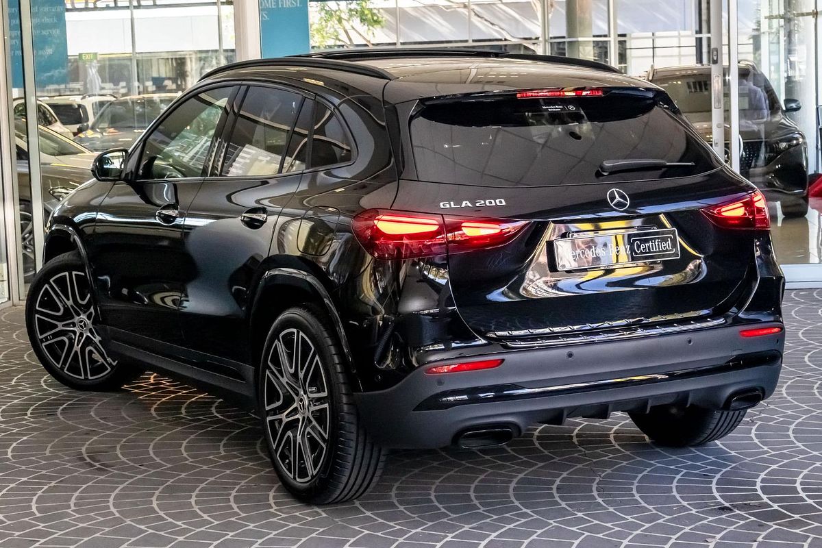 H247 806+056MY GLA200 Special Ed WAG DUAL 7sp