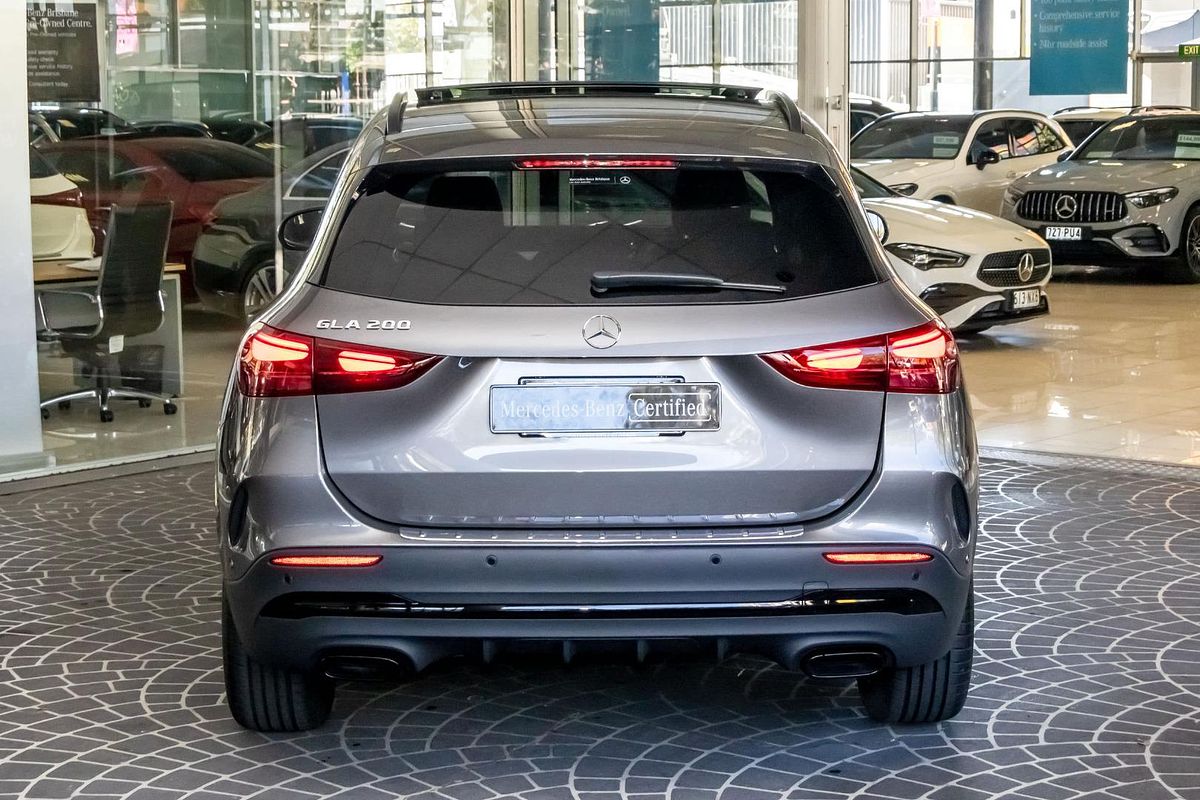 H247 806+056MY GLA200 Special Ed WAG DUAL 7sp
