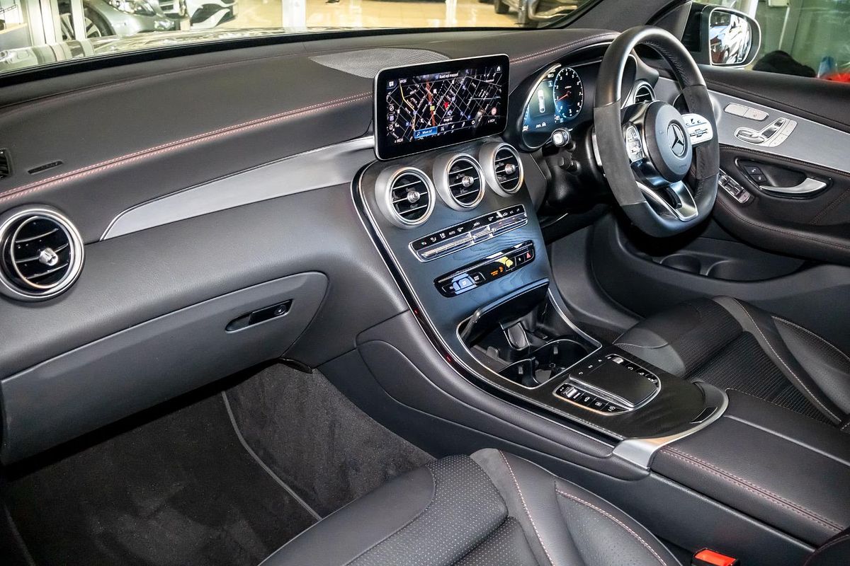 C253 802MY GLC300 CPE 5dr 9G 9 sp 2.0T