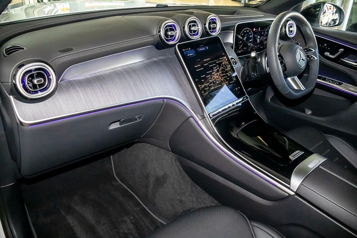 C254 806+056MY GLC300 CPE 9G 9 sp 2.0T/17kW