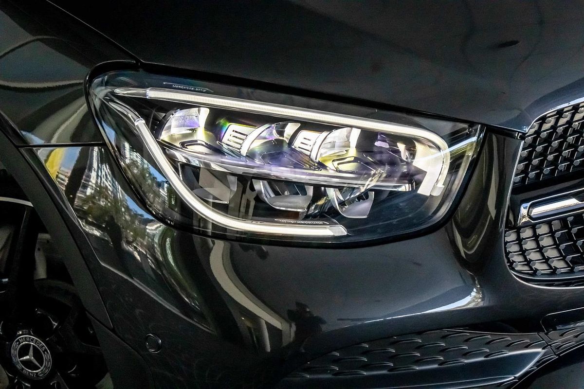 X253 802MY GLC300 WAG 5dr 9G 9 sp 2.0T