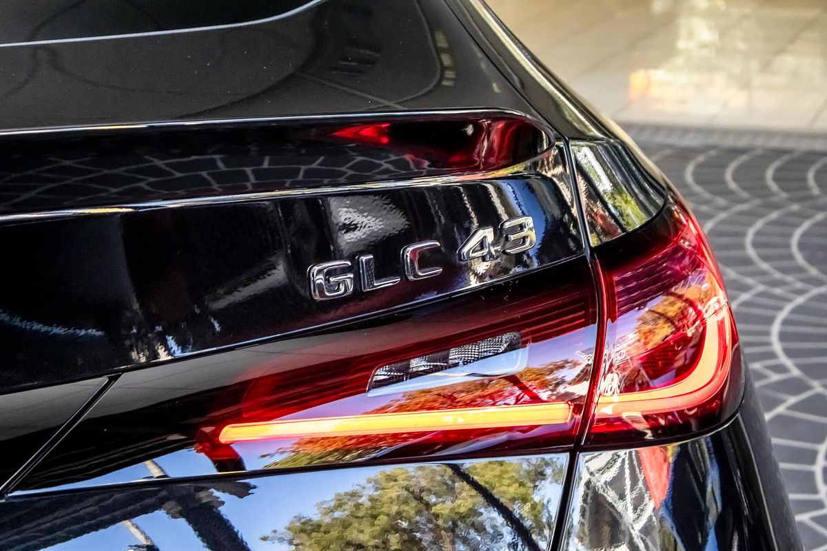 C254 806MY GLC43 AMG CPE SSM 9 sp 2.0T/10kW