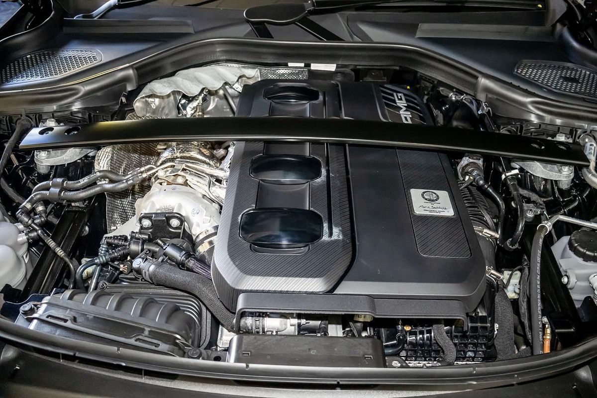 C254 806MY GLC43 AMG CPE SSM 9 sp 2.0T/10kW