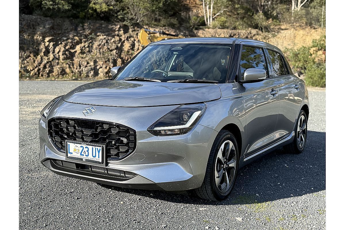 2024 Suzuki Swift Hybrid GLX UZ