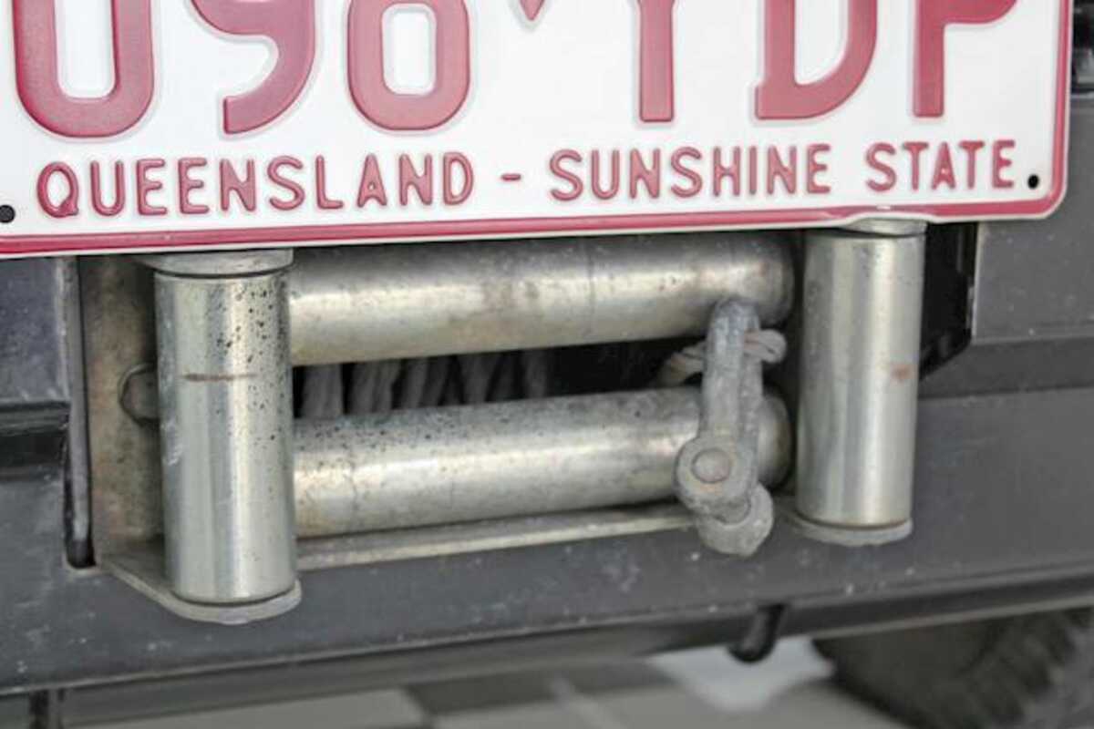 2004 Toyota Landcruiser GXL HDJ100R