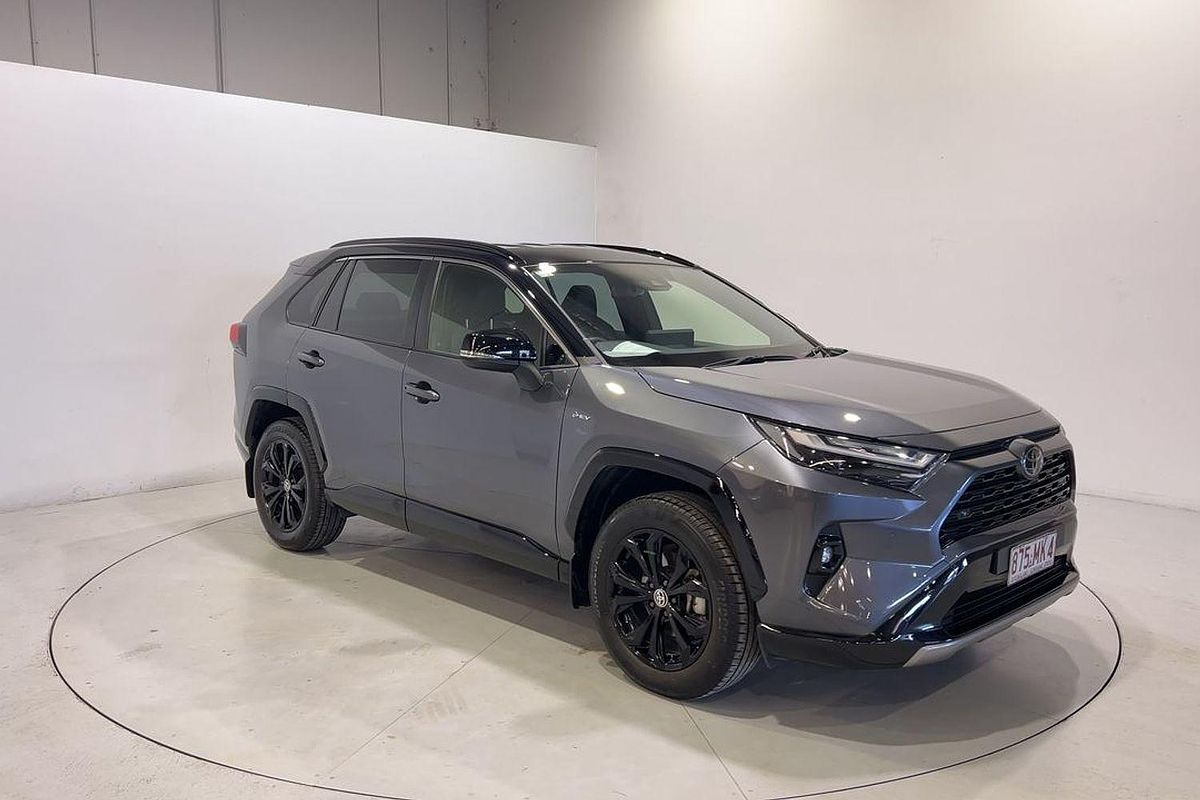 2024 Toyota RAV4 XSE AXAH52R