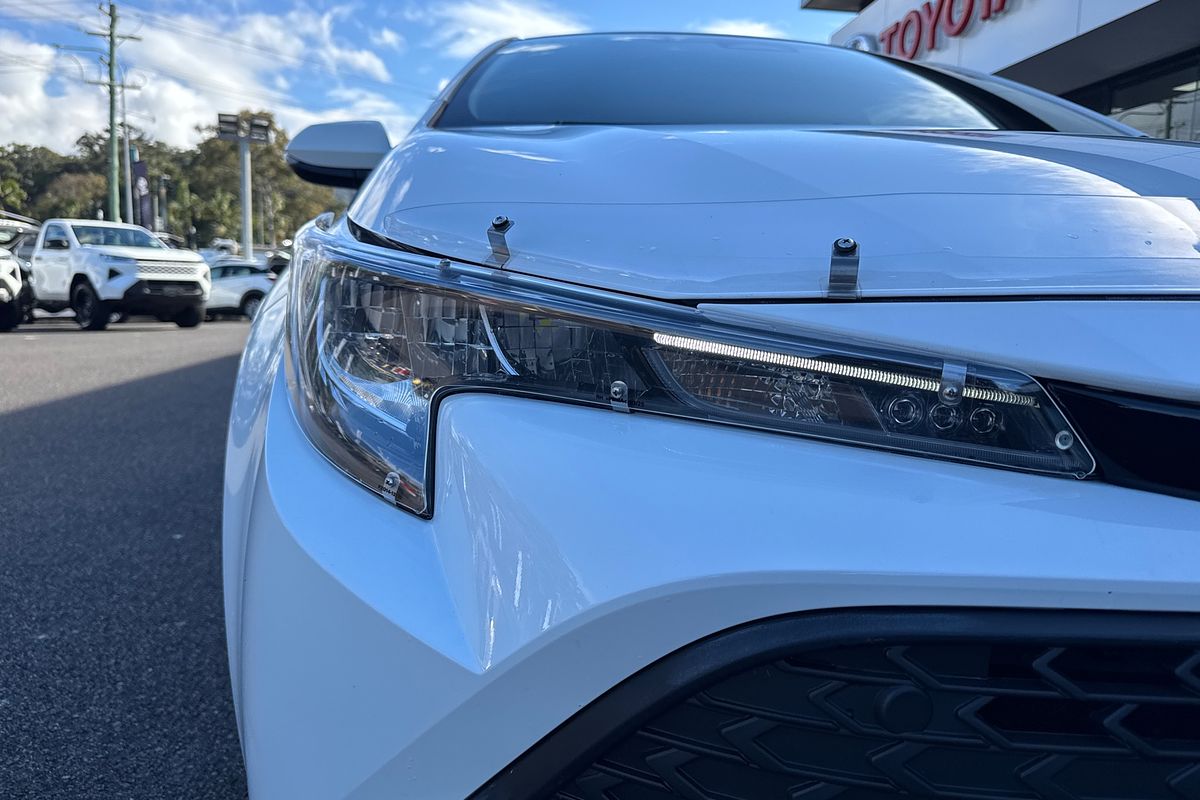 2025 Toyota Corolla Ascent Sport Hybrid ZWE219R
