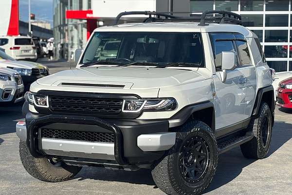 2016 Toyota FJ Cruiser GSJ15R