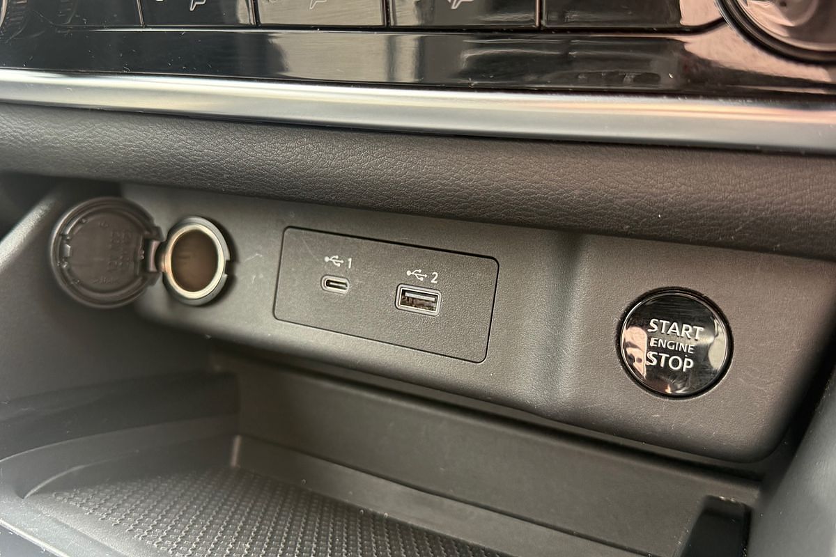 2024 Nissan X-TRAIL ST T33