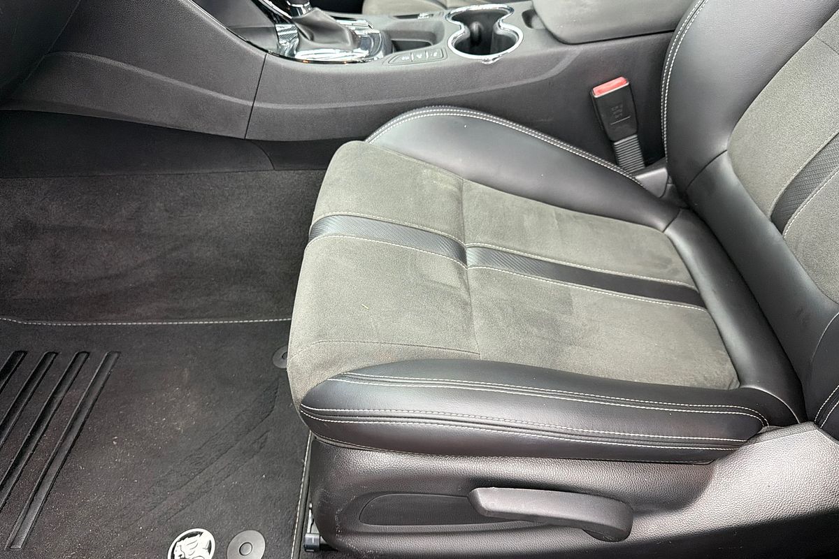 2017 Holden Ute SV6 VF Series II Rear Wheel Drive