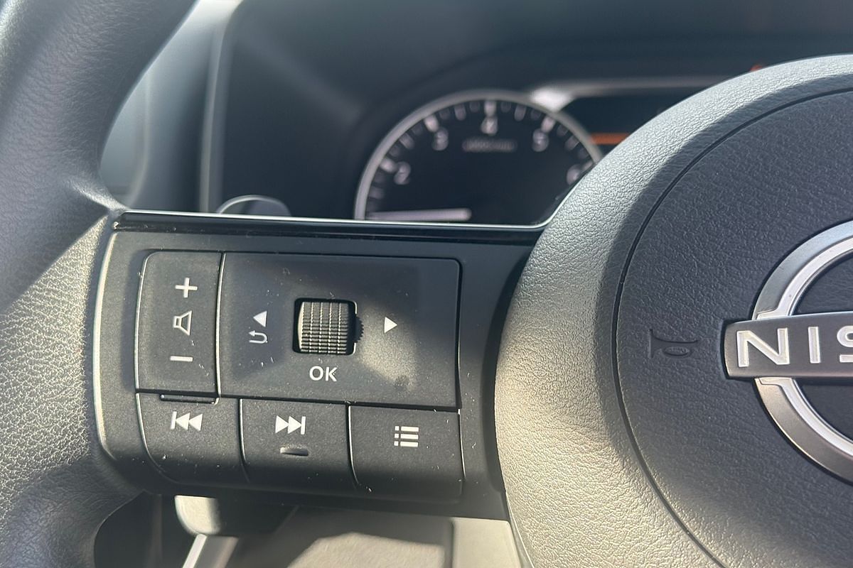 2024 Nissan X-TRAIL ST T33