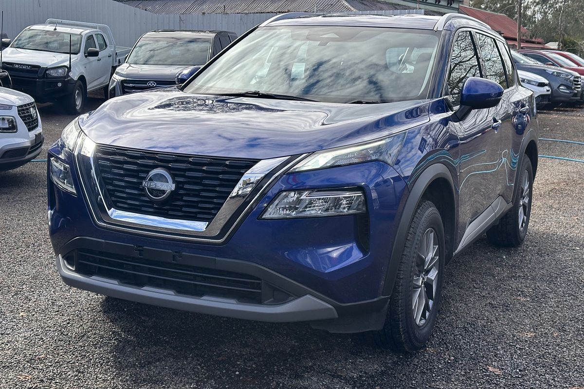 2024 Nissan X-TRAIL ST T33