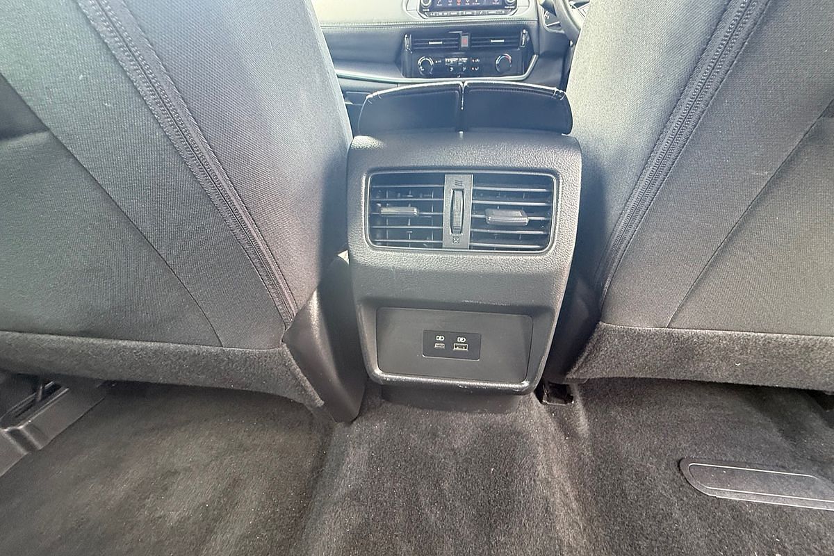 2024 Nissan X-TRAIL ST T33