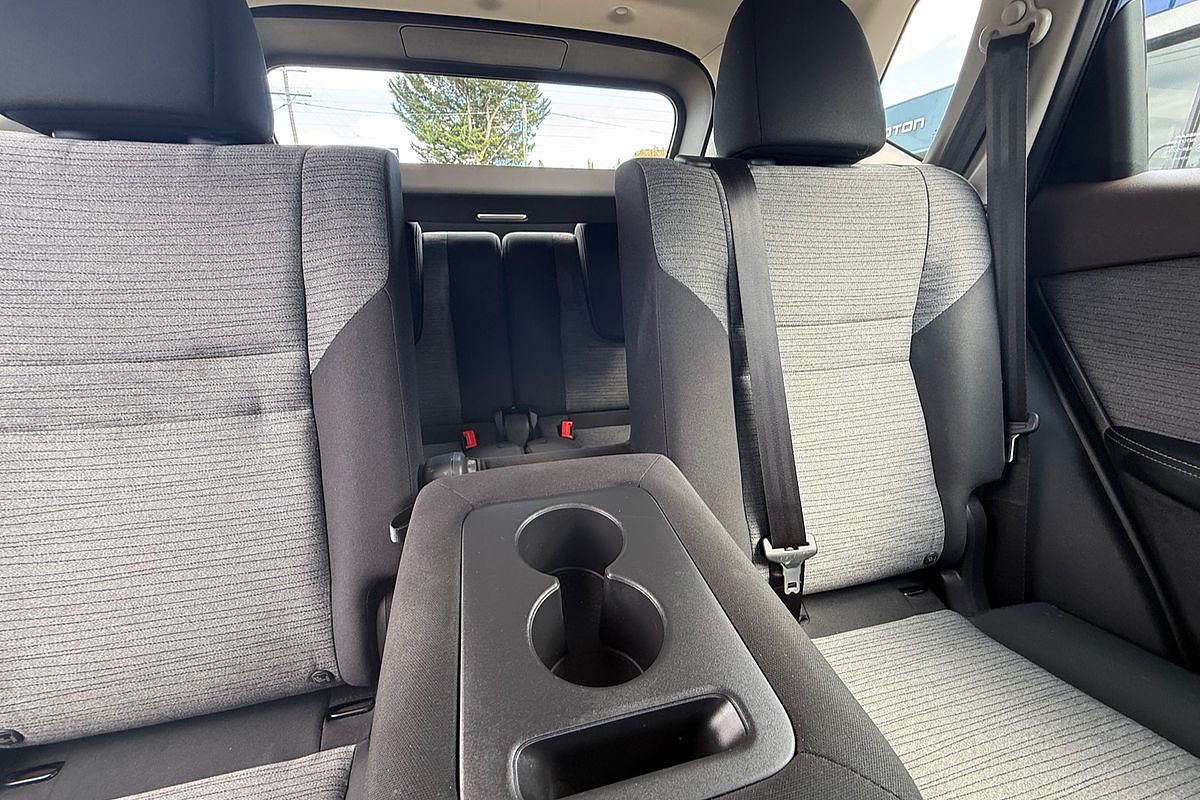 2024 Nissan X-TRAIL ST T33