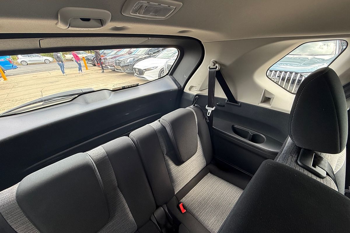 2024 Nissan X-TRAIL ST T33