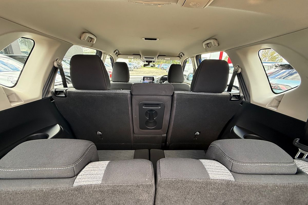 2024 Nissan X-TRAIL ST T33