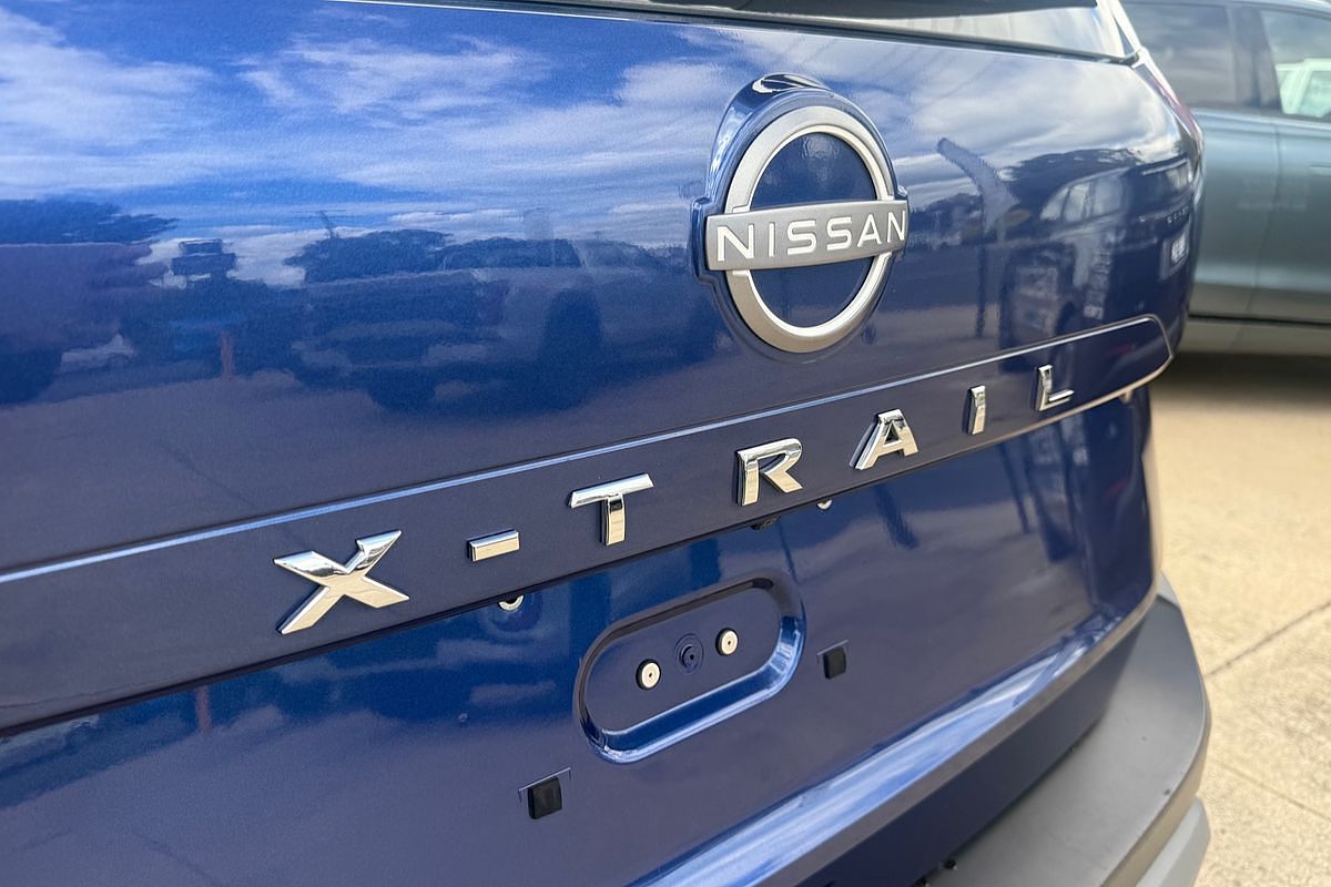 2024 Nissan X-TRAIL ST T33