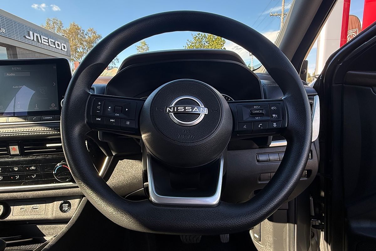 2024 Nissan X-TRAIL ST T33