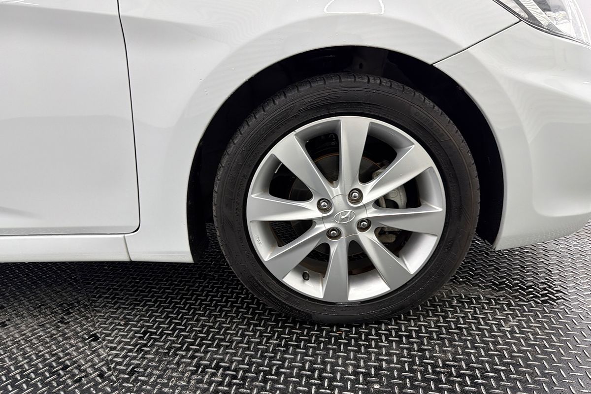 2018 Hyundai Accent Sport RB6