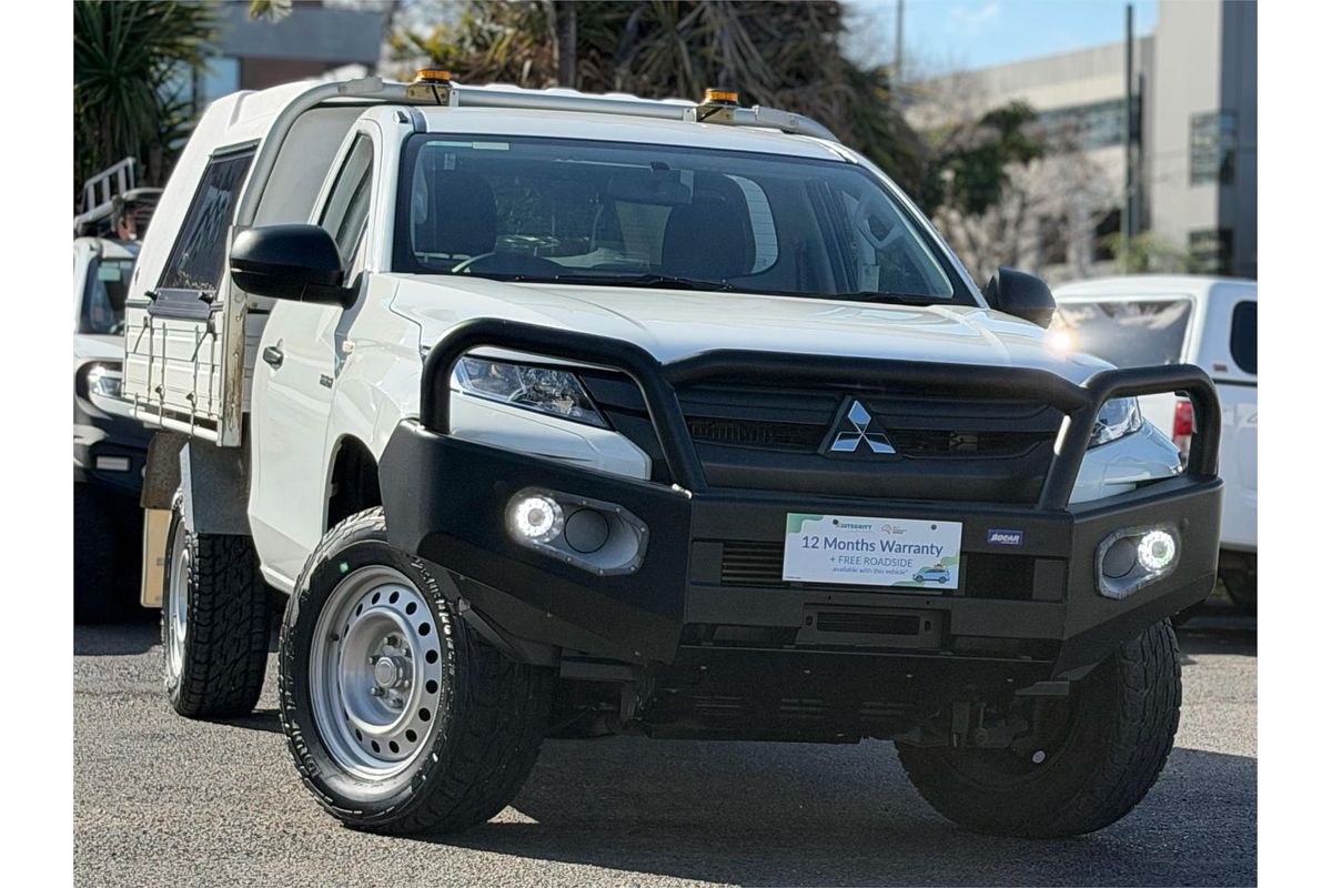 2022 Mitsubishi Triton GLX MR 4X4