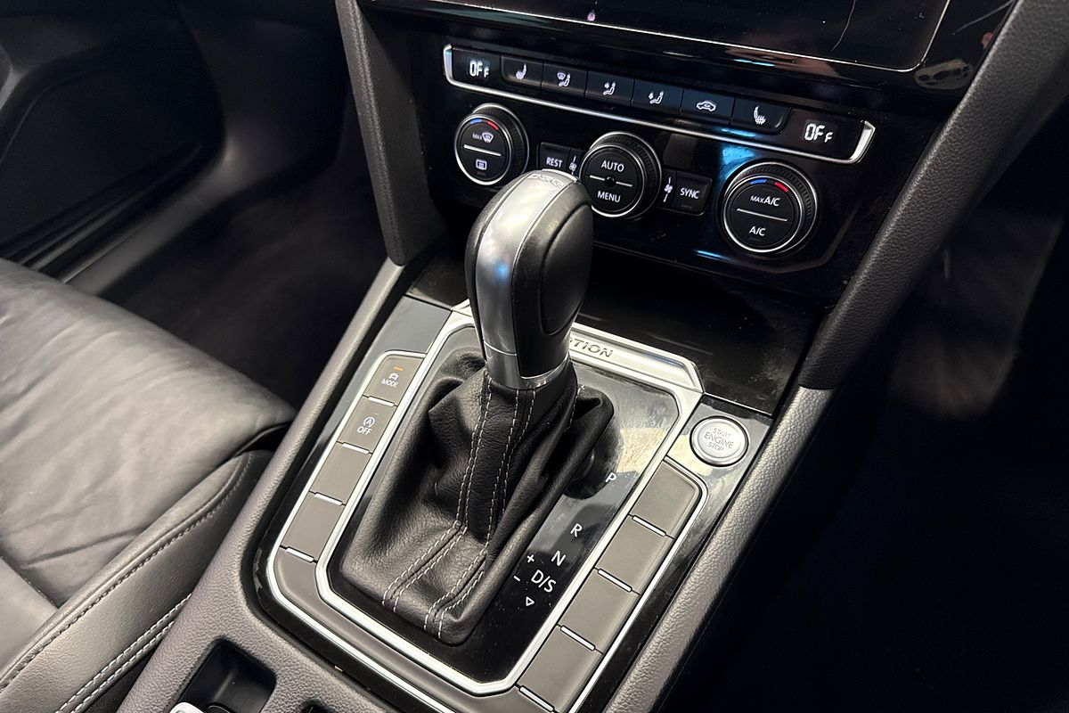 2018 Volkswagen Passat 206TSI R-Line B8