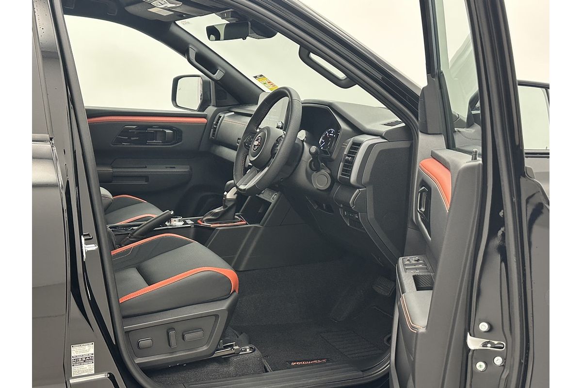 Nissan NAVARA 4X4 2.4 DSL AUTO DC P4X
