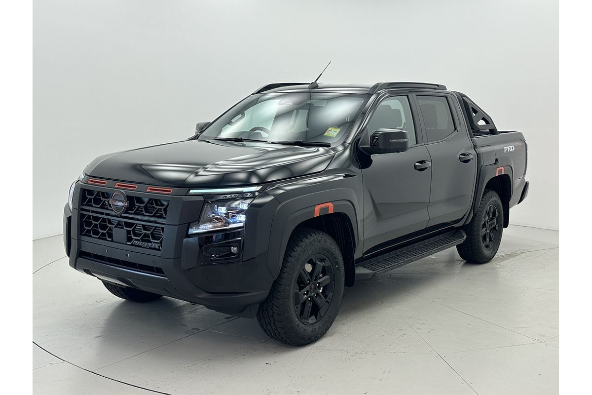 Nissan NAVARA 4X4 2.4 DSL AUTO DC P4X