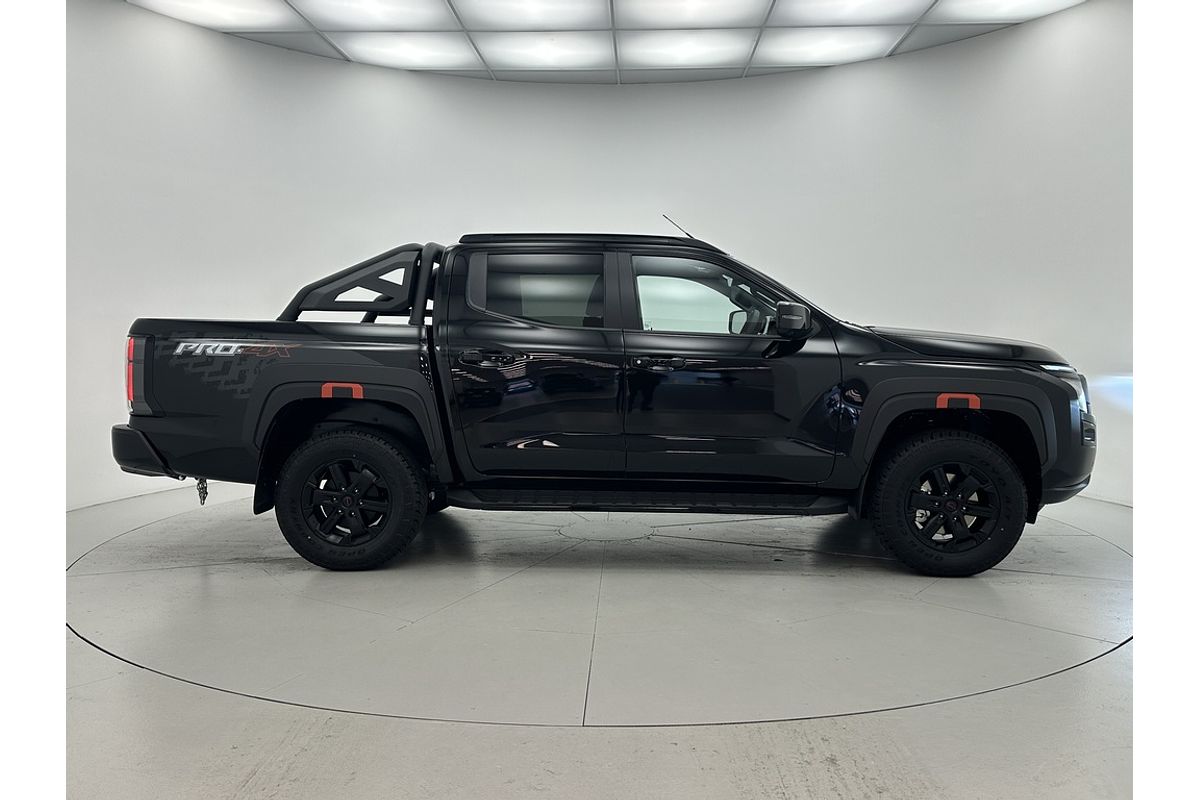 Nissan NAVARA 4X4 2.4 DSL AUTO DC P4X