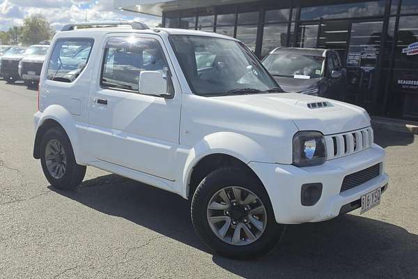 2014 Suzuki Jimny Sierra SN413 T6