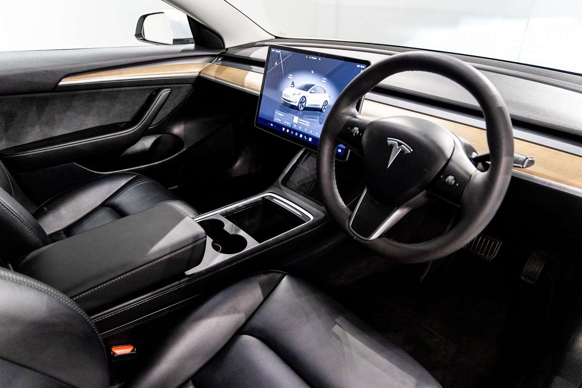 2023 Tesla Model 3 Rear-Wheel Drive
